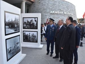 Akhisar ve Atatürk sergisi büyük beğeni topladı