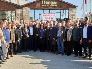 CHP’li Sevim’den ‘beyaz’ gösteri