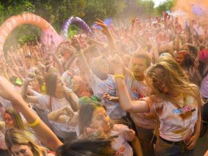 Sokağın Enerjisinden yansıyan kareler sokak sergisinde sanatseverlerle buluşacak