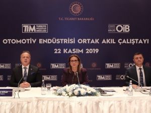 Ticaret Bakanı Pekcan otomotiv sektörünün temsilcileriyle bir araya geldi