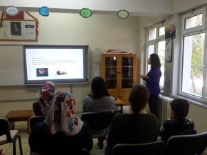 Şaphane’de ’Okul çağı çocuklarında beslenme’ konulu eğitim