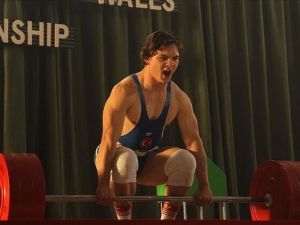 "Cep Herkülü: Naim Süleymanoğlu" filmine İzmir’de özel gala