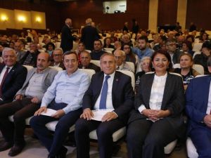 "Türkiye’de Öğretmen Olmak" isimli panel çok sayıda kişiyi buluşturdu