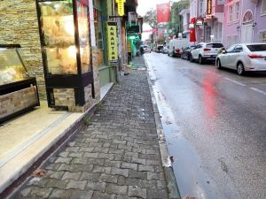 Hayri Türkyılmaz: "Büyükşehir Mudanya’nın kangren sorunlarını çözmeli"