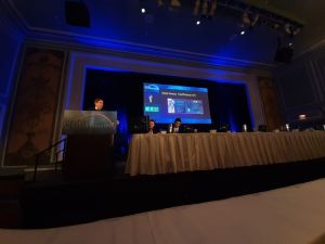 Amerikan Venöz Forum Vakfı Başkanı Lowell Kabnıck, Türk kalp kapak tamiri cihazını dünyaya anlattı