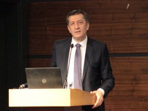 Bakan Selçuk: “Öğretmen yetiştirmedeki kalite ülke meselesi”