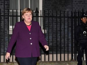 Merkel’den Dörtlü Zirve sonrası açıklama