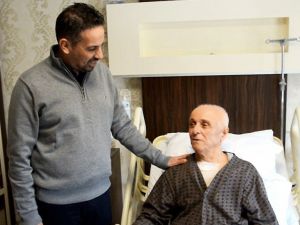 81 yaşında ameliyatla hayata tutundu