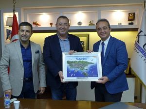 CHP Aydın Milletvekili Bülent Tezcan’dan KUTO’ya ziyaret