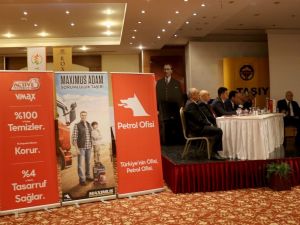 Petrol Ofisi yollarların emektarı kamyon şoförlerine ürünlerini tanıttı