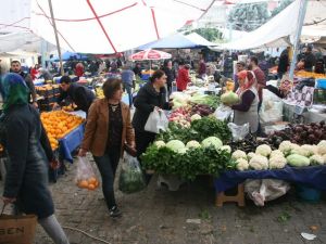 Havaların soğuması ile sebze ve meyvede fiyat artışı yaşanmaya başladı