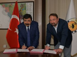 "TÜBİTAK projeleri ile Çiğlili çocuklarımız bilimle, doğayla buluşacaklar"