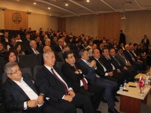 İzmir’deki 4. Bakırçay Ekonomi Zirvesi önemli isimleri buluşturdu