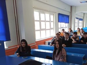 Üniversite öğrencilerine ’Teknik resim kursu’