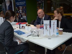 Otel ve yiyecek içecek endüstrisinin öncü işletmeleri Özyeğin Üniversitesi’nde öğrencilerle buluştu