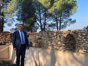 Beydağ Kalesi’ne yeniden kazma vuruluyor