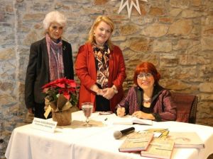 Küçükeren, “Gurbetçi Karialılar” kitabını imzaladı