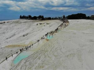 Pamukkale’de yılbaşı doluluk oranları yüzde 90’lara yaklaştı