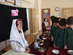 Köy okulunda kültür müzesi