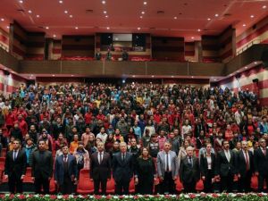 Öğrenciler lider isimlerden kariyer hikayelerini dinledi