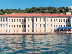 Kabataş Erkek Lisesi uluslararası müfredat uygulayan ilk devlet lisesi oldu