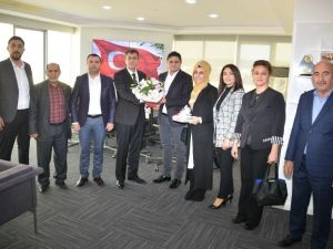 AK Parti Aliağa’dan ilk ziyaret Başkan Acar’a
