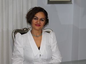 Büyük göğüs hayat kalitesini düşürüyor