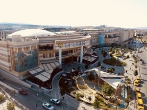 İzmir Optimum yeni yıl etkinliklerini başlatıyor