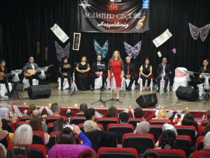 Aliağa’da türkü şöleni