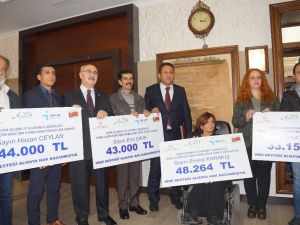 Engelli ve eski hükümlülere hibe çekleri teslim edilecek