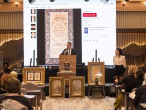 ‘Hilye-i Şerife’ sahibine kaybettirmiyor