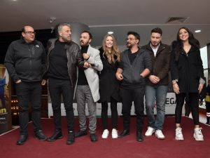 Kırk Yalan Film oyuncuları Vega Outlet’te