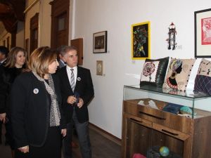 ‘Sanat ve Kadın’ sergisi açıldı