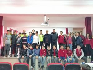 Öğrencilere polislik mesleği anlatıldı