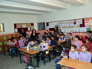 Öğrencilere “Balık ye sağlık ol” eğitimi veriliyor