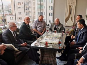 Yılmaz’dan kazada ölen öğrencilerin ailelerine taziye