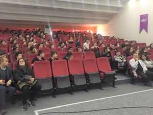 Nazilli Belediyesi öğrencileri yalnız bırakmıyor