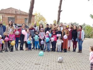 Çiğli Belediyesi çocuk tiyatrosu mahallelerde