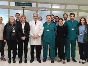 Uzmanlar apandisit kanseri ve yumurtalık kanseri için uyarıyor