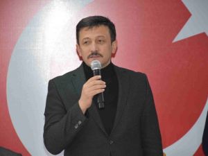 AK Partili Hamza Dağ, Menemen’de Muhtarlar Şurası’na katıldı