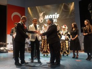 Hasan Basri’nin 25.yılına ödül