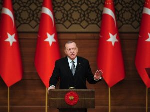 Cumhurbaşkanı Erdoğan: “200-250 bin mülteci sınırımıza doğru hareket halinde”
