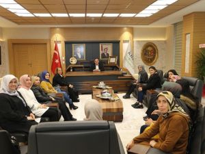 Başkan Bulut AK Partili kadınlarla bir araya geldi