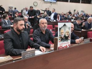 Irak meclisinde “ABD dışarı” sloganları