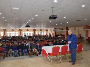 Belediye personeline hizmet içi eğitim semineri