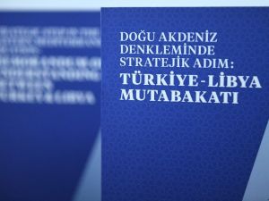 Cumhurbaşkanı Erdoğan’dan Putin’e "Türkiye-Libya mutabakatı" kitabı