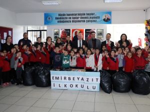 Kalpleri Küçük, Bağışları Büyük