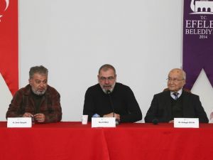 ‘Tiyatro ve Toplum’ paneline yoğun ilgi