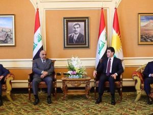 Irak Başbakanı Abdulmehdi, Kürt yetkililerle siyasi krizi görüşmek üzere Erbil’de