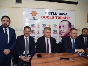 AK Parti Genel Başkan Yardımcısı Ünal Ayvalık’ta